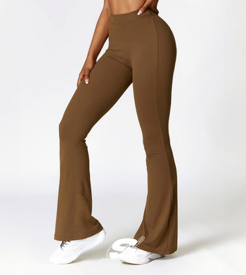 Pantalon flaire à maintien arrière complet